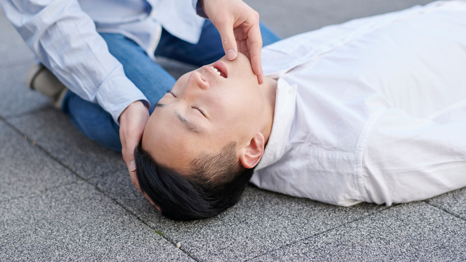 Manobras de Desobstrução das Vias Aéreas para Vítimas Inconscientes e Casos Especiais.